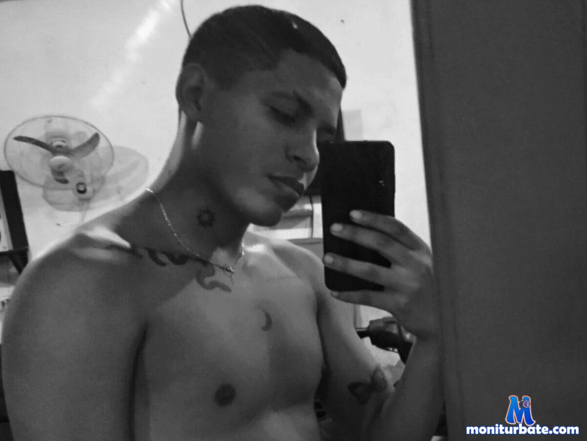 ian-lein Flirt4free performer Boss / Secretary Prisoner/Guard Butt Plug Glass Dildo Whip Bad Cop/Good Cop Feather Gender Play Chastity Device