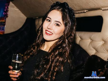 amina-blackk flirt4free performer Pursuit of happiness :)
