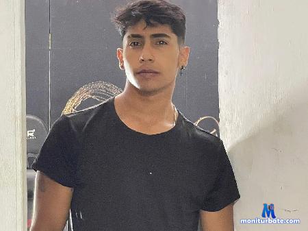 johan-jones flirt4free performer hi i'am a new guy here, welcome
