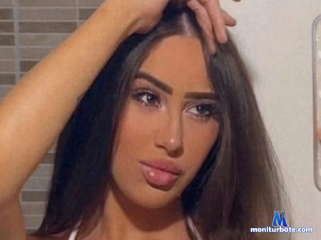 anabell-wallis flirt4free performer hi guys, enjoy my show and have some fun with me