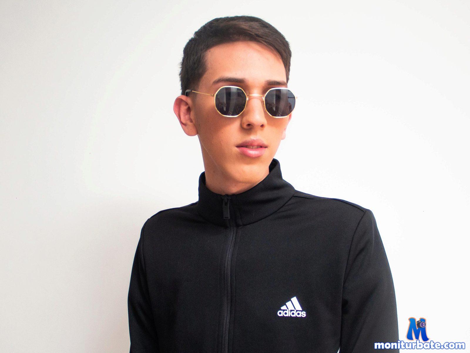mathew-fisher Flirt4free performer Sugar Daddy Cosplay Smoking