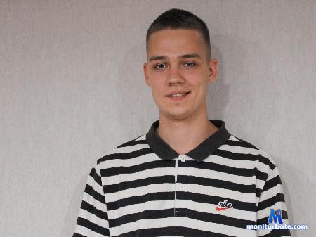 manny-miller flirt4free performer Sunflower boy is waiting for you ;)