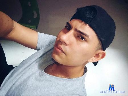 buster-b flirt4free performer  un chico malo  que le gusta experimentar nuevas cosas  