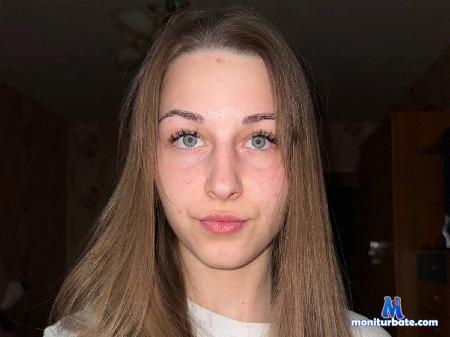 joan-hakes flirt4free performer Hi sweet! we want play! Play with us pls!