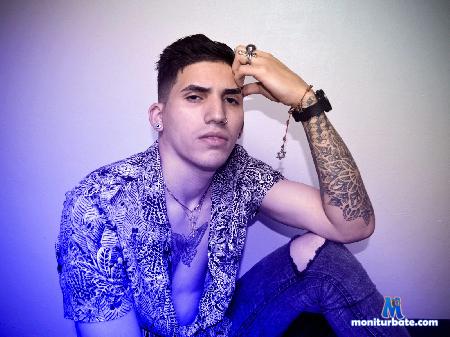 nathan-smiith flirt4free performer I love coming in your ass and sucking it until you cry
