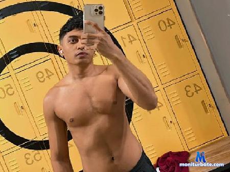 joe-robust flirt4free performer latin guy with a great hot body