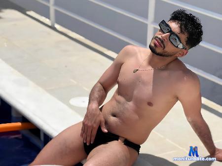 mathias-hiil flirt4free performer Welcome to the room of passion and desire.