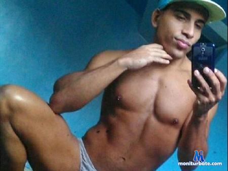dereck-levit flirt4free performer Im a very confident guys who wants to learn new ways to feel pleasure.
