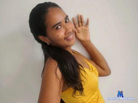 cielo-hornygirl flirt4free performer i am very hot sexy and so hot girl mmmm guy i am very horny girl for you mmmmm