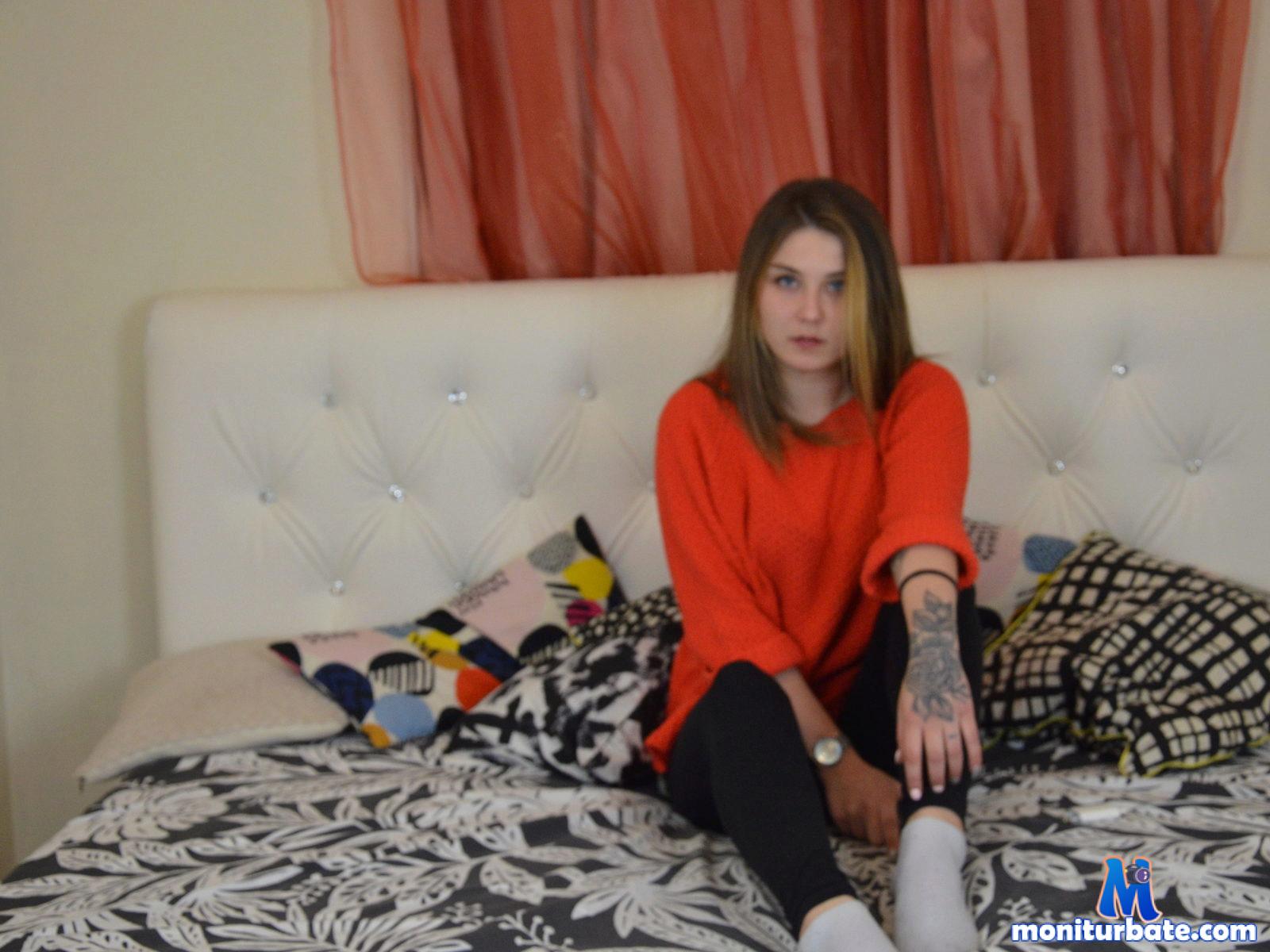 brenda-fers Flirt4free performer Anal Nipple Play Latex Big Toys Pregnant Cross Dressing