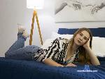 roxanne-bentlan flirt4free livecam show performer 