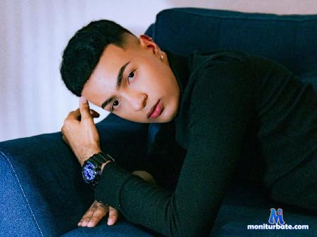 noah-hills flirt4free performer Welcome to Noah Hills Fantasy; Your fantasy !!!!