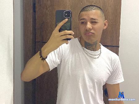 ryan-evanz flirt4free performer Dream big and enjoy the little things!