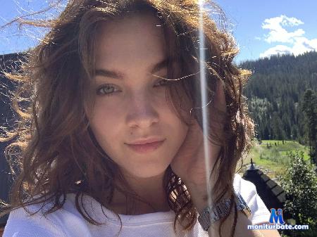 kenziie-evans flirt4free performer Being your girl. That's all I want !!! Muah ; 