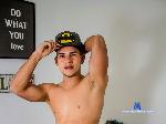 jacob-romeh flirt4free livecam show performer 18year old ,young, latino, masculine, sexy, gay