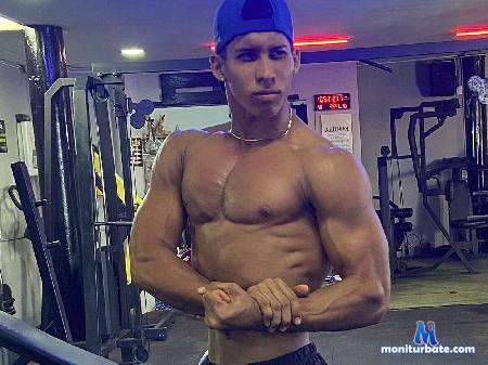 niico-santana flirt4free performer Hello, I'm new here