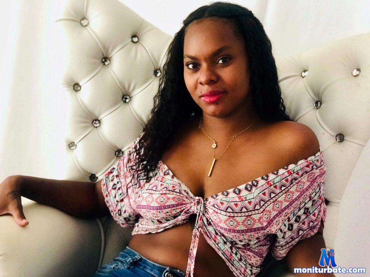 raina-dasilva Flirt4free performer 