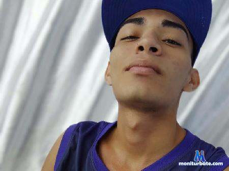 myke-simpson flirt4free performer seductive and naughty, come and know me