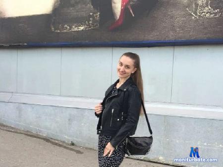 mia-browns flirt4free performer 