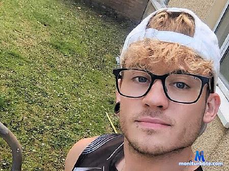 pup-arawn flirt4free performer Welsh Boy Slut Training