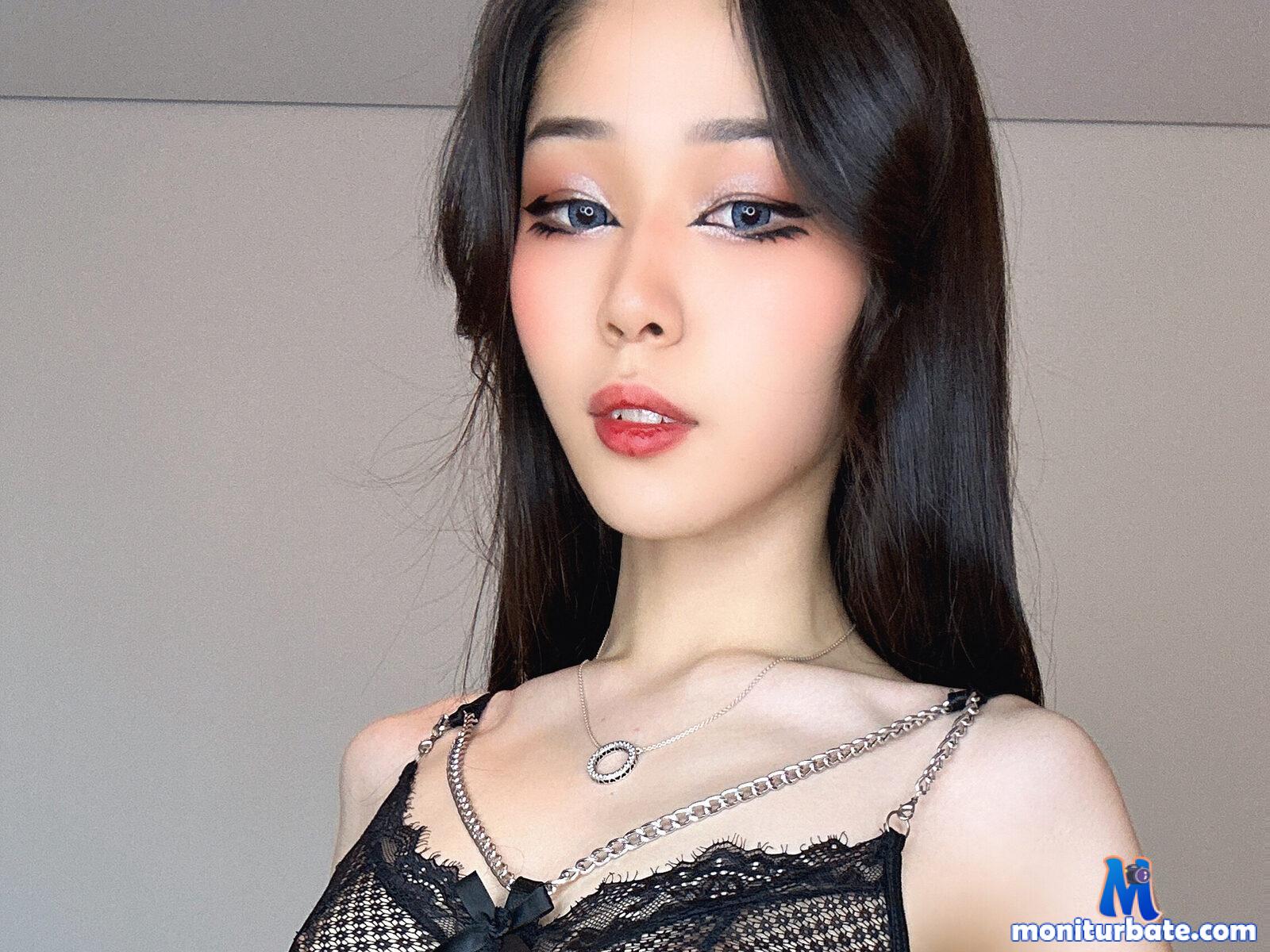 jenny-min Flirt4free performer 