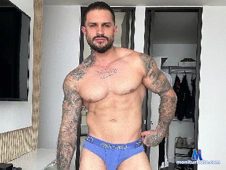 julian-chase flirt4free performer This Trophy Boy is for Keeps !