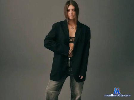 corine-hettinger flirt4free performer 