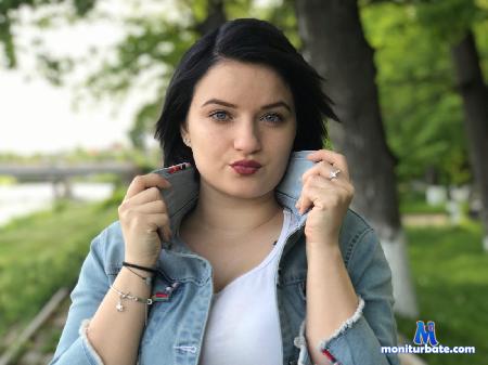 lucy-lunna flirt4free performer Born to be wild