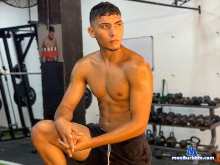 roman-kade flirt4free performer INTENSITY YOU CAN&acute;T IGNORE