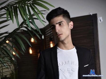 michael-sinnest flirt4free performer #hot #young #18 #bigdick #smarttalk #striptease 