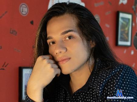 nycolas-wicks flirt4free performer LATINOS ARE TASTY