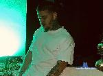 nate-howl flirt4free livecam show performer When the kiss is rich, everything gets wet, everything hardens.