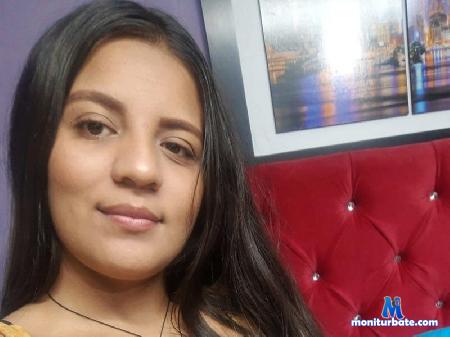 dulce-cardona flirt4free performer I am a happy, spontaneous, chocolate and fun girl, I love the sea and swin 