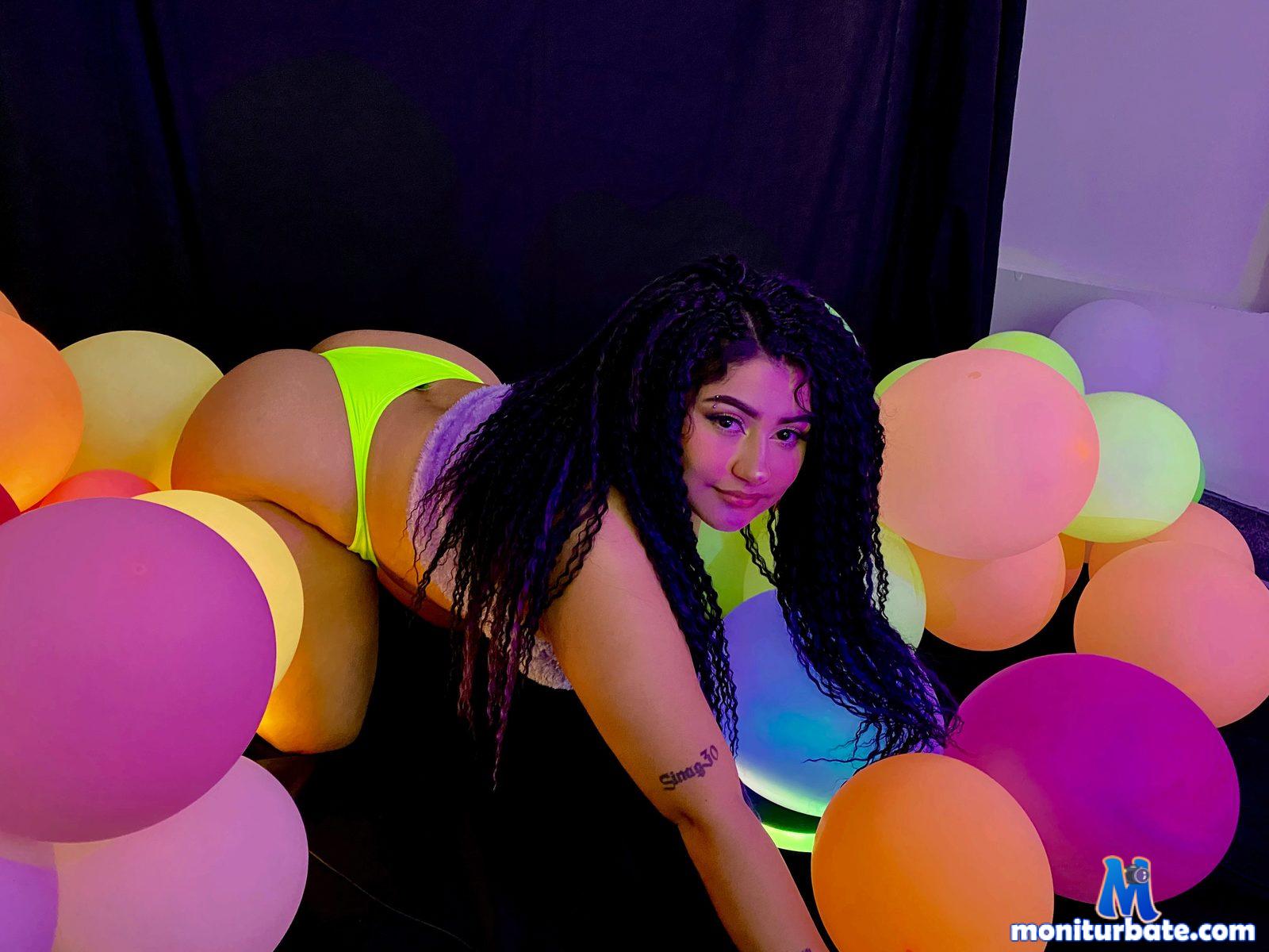 dayan-baee Flirt4free performer Nipple Play Dirty Talk Vibrator Glass Dildo Nipple Clamps Whip Giant Dildo Tickler Spanking Ball Gag