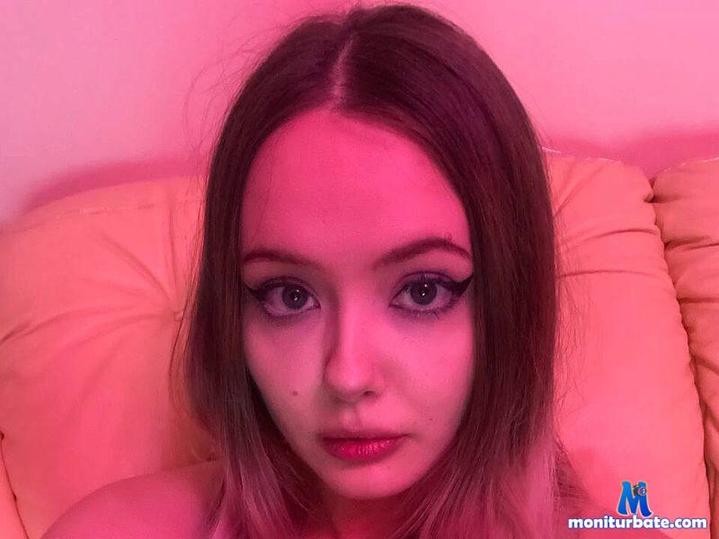 dolly-klein Flirt4free performer Feet Nipple Play Dirty Talk Butt Plug Whip Spanking