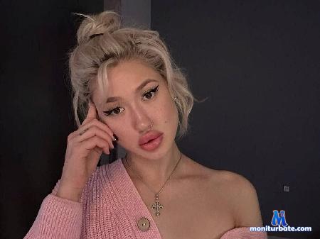 lera-goolden flirt4free performer Hello, my name is Lera.I'd be glad to get to know you better.