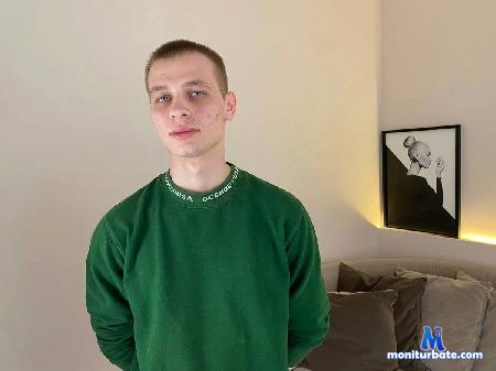 denny-malone flirt4free performer New bisexual guy here