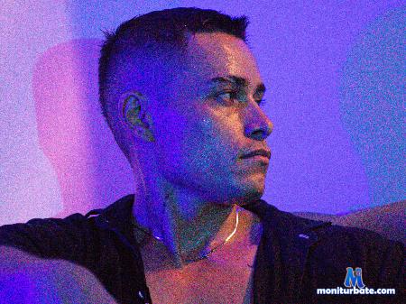 conor-smiith flirt4free performer Hi welcome to my room