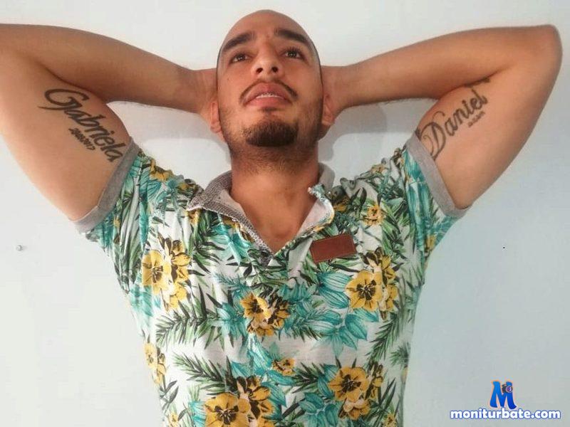 chriss-harris Flirt4free performer Master / Slave Prisoner/Guard Student/Teacher Domination Discipline Bad Cop/Good Cop Training Exhibitionism