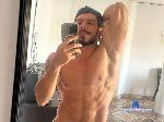 robert-hunk flirt4free livecam show performer   a lot of muscle to play! readys?