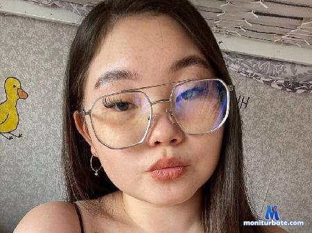 rene-perryy flirt4free performer #asian  #cute #shy #new