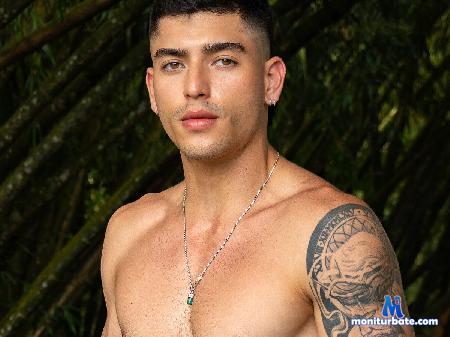lucius-williams flirt4free performer 