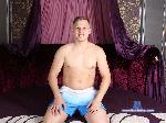 torn-shaw flirt4free livecam show performer I'm soooo sexy, believe me :-) Enjoy me!