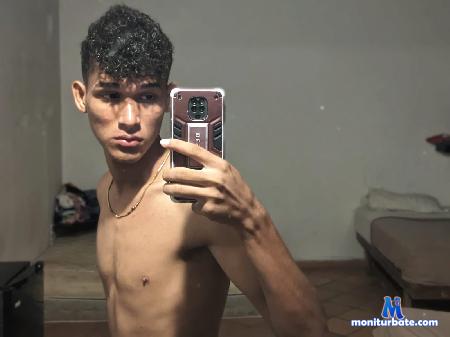 leonardo-wylde flirt4free performer Hi Welcome to my room