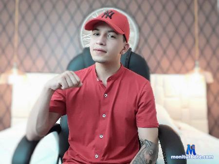 andres-castillo flirt4free performer I Wanna Be Your Favorite, Kiss! Feel Free To Greet! America Latina Here! I Talk English!