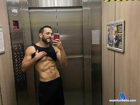 zarco-fit flirt4free performer ALWAYS HORNY!!!