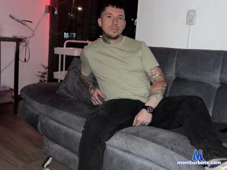 adam-becks flirt4free performer Fiesta y diversión