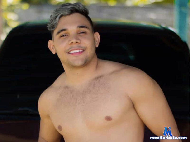 justin-contreras Flirt4free performer 