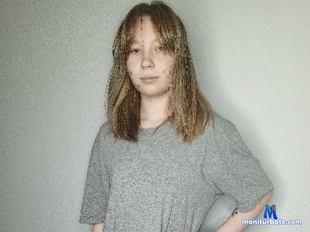 hilda-brayton flirt4free performer Hi sweet! we want play! Play with us pls!