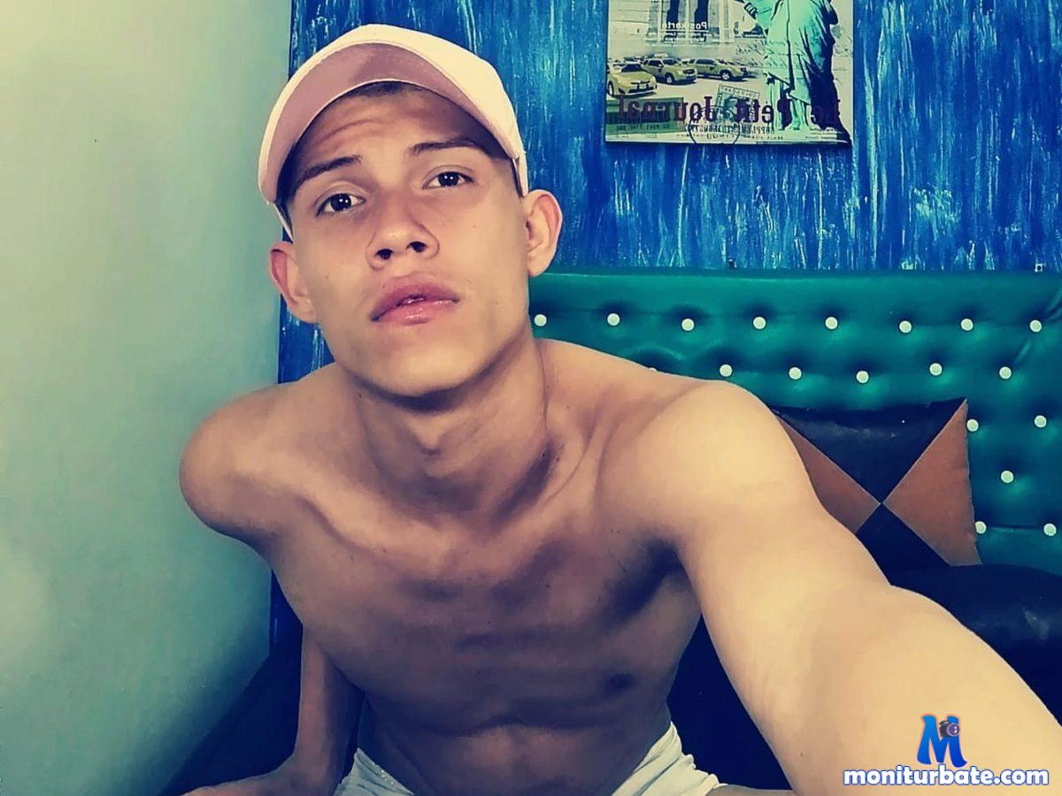 andy-bad Flirt4free performer 